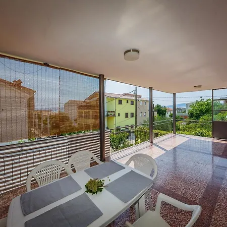 With A Parking Space Kastel Stari, - 16087 *