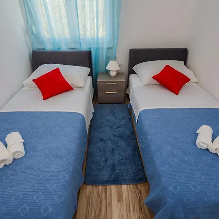 With A Parking Space Kastel Stari, - 16087 Kastela